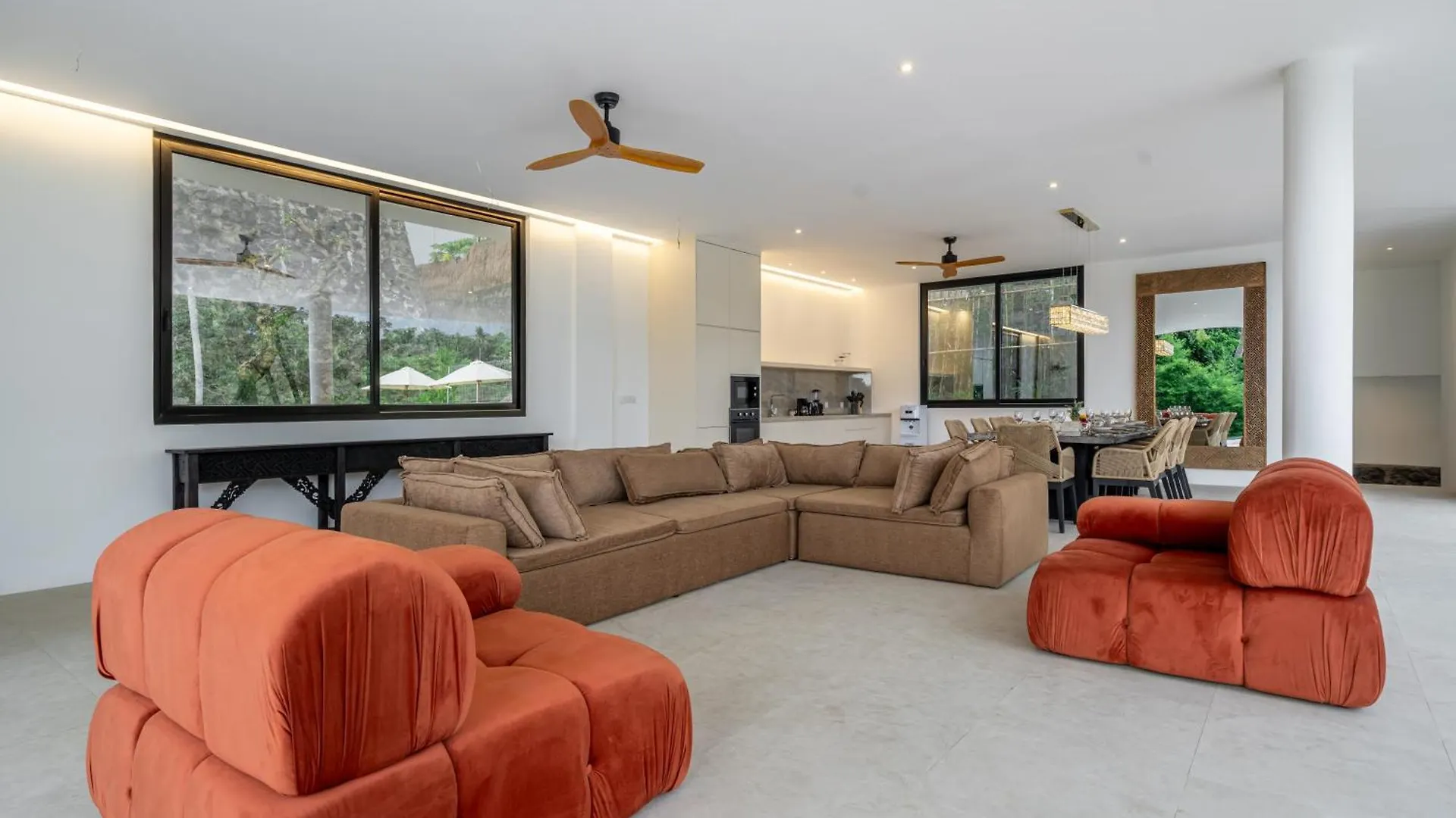Treetop Vibes - Designer Villa Overlooking Ubuds Green Canyon 0*,